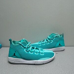 Jordan Reveal BG Hyper Turquoise